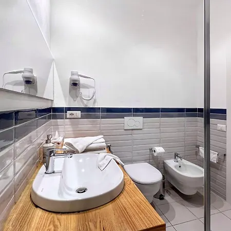 Al Duomo Di Гостевой дом Кальяри