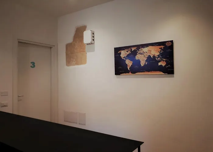 Al Duomo Di ゲストハウス カリアリ