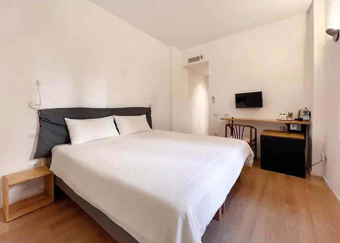 ゲストハウス Al Duomo Di