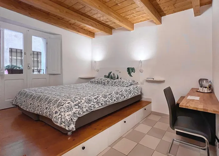 Al Duomo Di ゲストハウス 4*